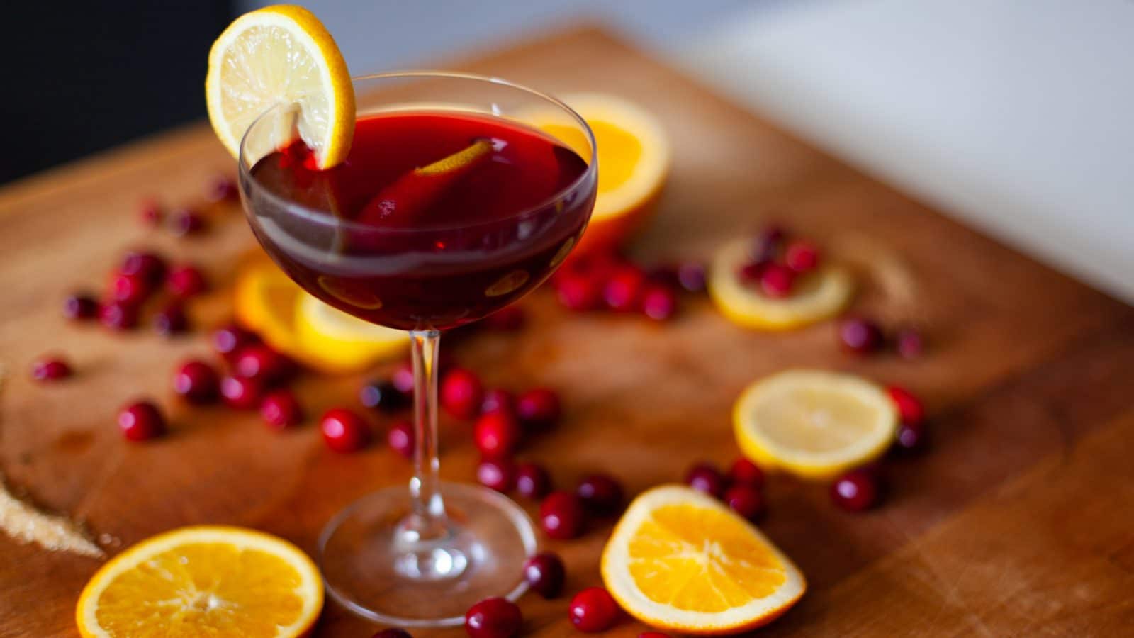 Cosfauxpolitan Mocktail recipe (Vegan & Gluten-free!)